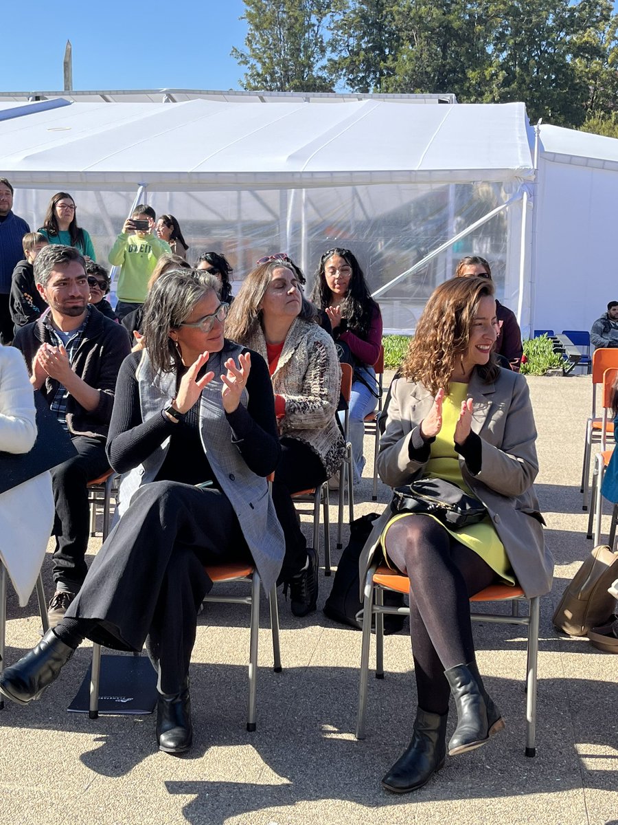 #AHORA🇨🇱🪐🔭Subsecretaria de Turismo, <a href="/VeroPardoLagos/">Vero Pardo</a>, Subsecretaria <a href="/min_ciencia/">Ministerio de Ciencia</a>, <a href="/cgainza/">Carolina Gainza</a>, y directora ejecutiva de <a href="/PlanetarioChile/">Planetario Chile</a> <a href="/usach/">Universidad de Santiago de Chile</a> Jacqueline Morey y el diputado <a href="/dip_victorpinof/">Diputado Victor Pino F.</a> celebrar, junto a otras autoridades, el Primer del Día Nacional del Astroturismo🌘.