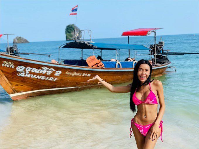 how's the view? https://t.co/if6fs0dTwB