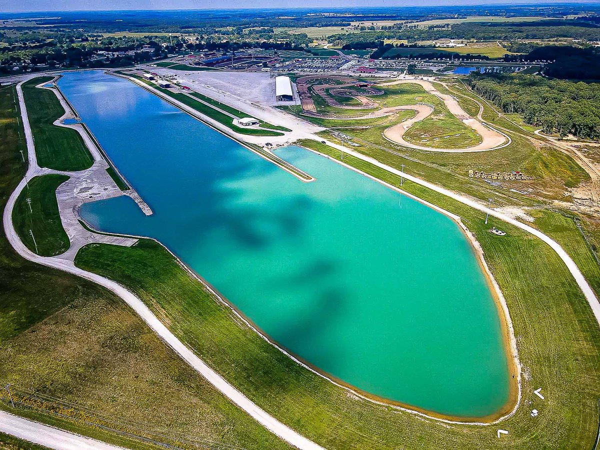 Lucas_Oil's tweet photo. 🤩 Which track from @lucasspeedway do you enjoy the most?
A. Dirt 💨
B. Off Road ⛰️
C. Go Kart 🏎️
D. Drag Boat 🚤
#LucasWorks #Track #Tuesday #Racing #Dirt #OffRoad #GoKart #DragBoat https://t.co/d5voz6wbCH