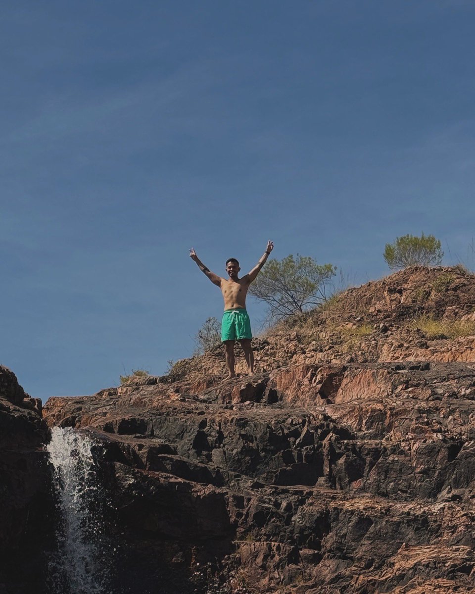 iamneilstrong's tweet photo. Camping anyone? #NTAustralia https://t.co/mHq18ot250