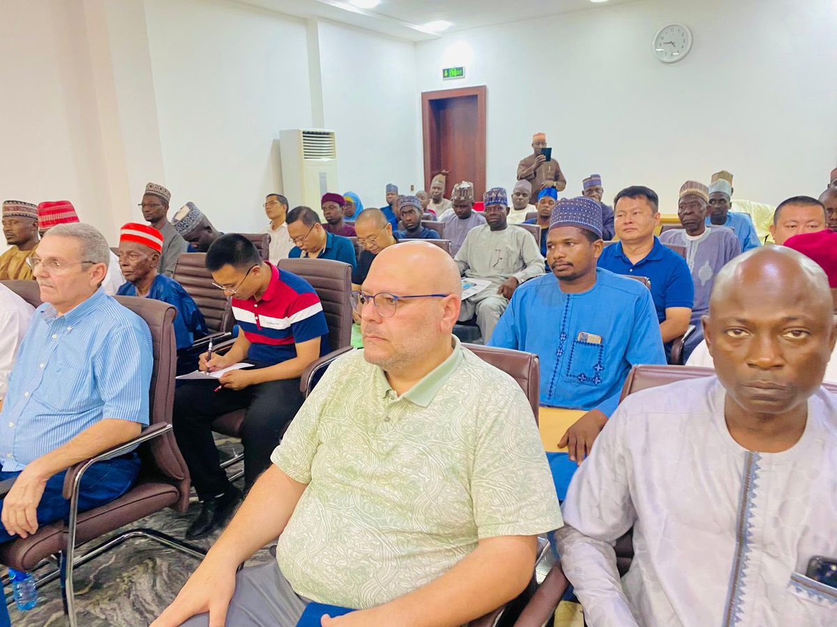 Kyusufabba's tweet photo. Today, I hosted contractors handling the construction of 5 kilometer roads in the 44 Local Government Areas of Kano State to an interactive meeting at the Government House. 

In my remark, I noted that although it’s pleasant that 3 of such projects have either been completed or reached advanced stages of development, we have noted that an overwhelming number of the projects are stagnating. 

I also assured the contractors that we have been able to sort out most technical issues that surround the projects that were abandoned for the previous 8 years, and they all now have a clean slate to enable them complete their job. 

This engagement was truly progressive, and we expect to see remarkable progress in the completion of this very important infrastructure across all the local government areas. - AKY