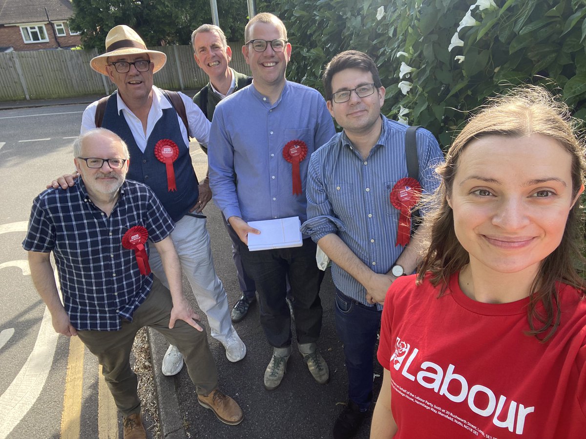 Our Richmond Park Labour team delivered hundreds of leaflets today despite the rain 💪🗳️ 

We believe this country deserves better than we’ve been given over the last 14 years. 

If you want change too, you have to vote for it. On the 4th July #VoteLabour #VoteForChange #GE2024