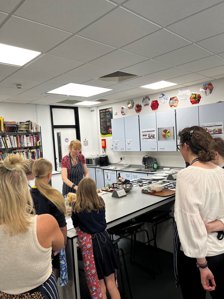 Newton Abbot College tweet media