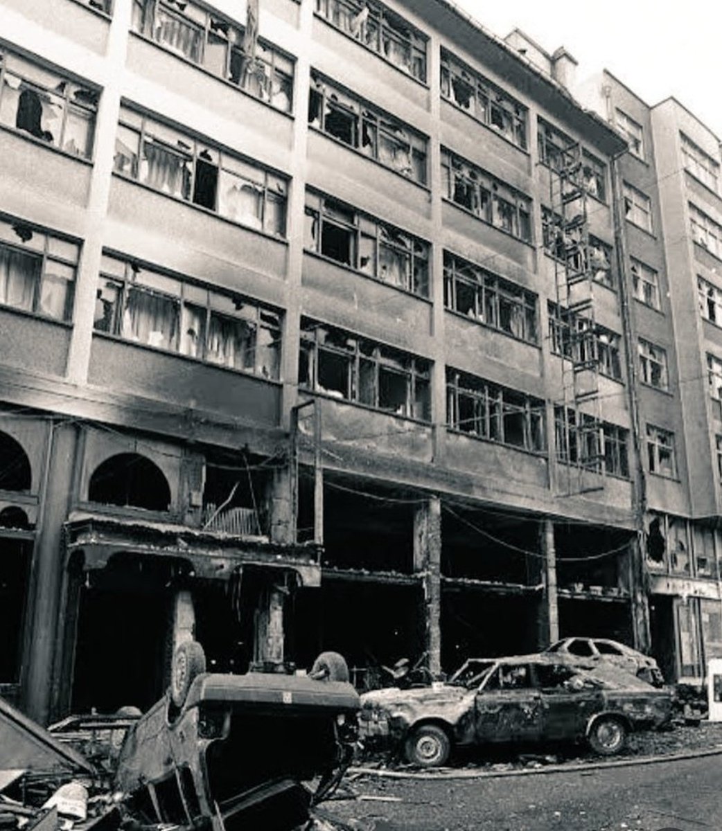 BiterseBitsin tweet media