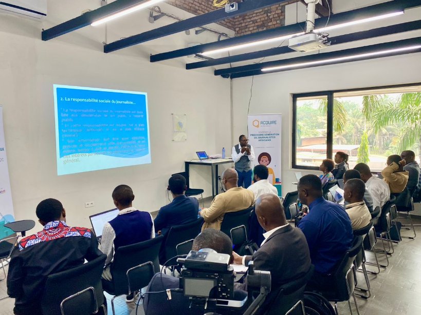 Journalistes, société civile venus de Goma, Kolwezi, Lubumbashi, Kisangani et Kinshasa participent à une session de renforcement des capacités axée sur le " défi des minéraux pour une transition énergétique juste " <a href="/acquirebypin/">Acquire by Pin Africa</a> <a href="/GraceShako1/">Grace Shako</a>