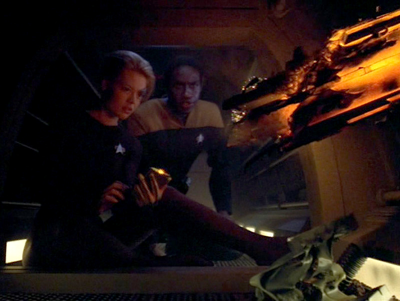 fmfagan's tweet photo. This is a pretty decent two part VOY episode(s).
Season: 4, Episode 8
First aired: November 5, 1997
Arc: Year of Hell (2 of 3)
Written by: Brannon Braga & Joe Menosky
Directed by: Allan Kroeker
Stardate: 51268.4 (March 16 β May 28, 2374)
#AllStarTrek #VOY #YearOfHell https://t.co/7uFFvo0bcp
