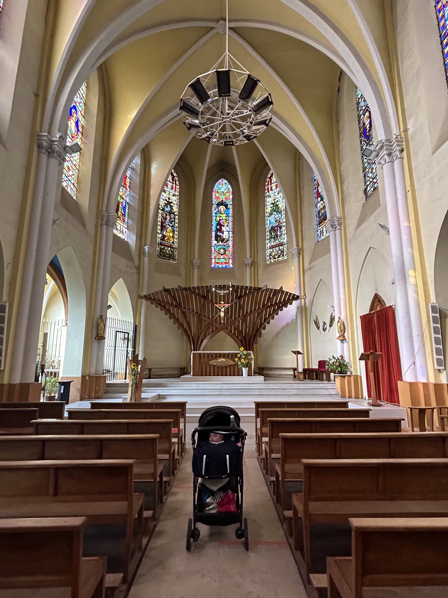 la_justiciere_'s tweet photo. Pour faire suite à mon précédent tweet : voici le mode d’emploi des #cierges dans 1 #Eglise. ON NE LES VOLE PAS. On fait 1 #offrande et on le laisse dans l’Eglise ‼️ 
#catholique #catholicisme #catholic #chrétien #christian #christ #church 
🙏🏻✝️ https://t.co/WvF5FUJg8w