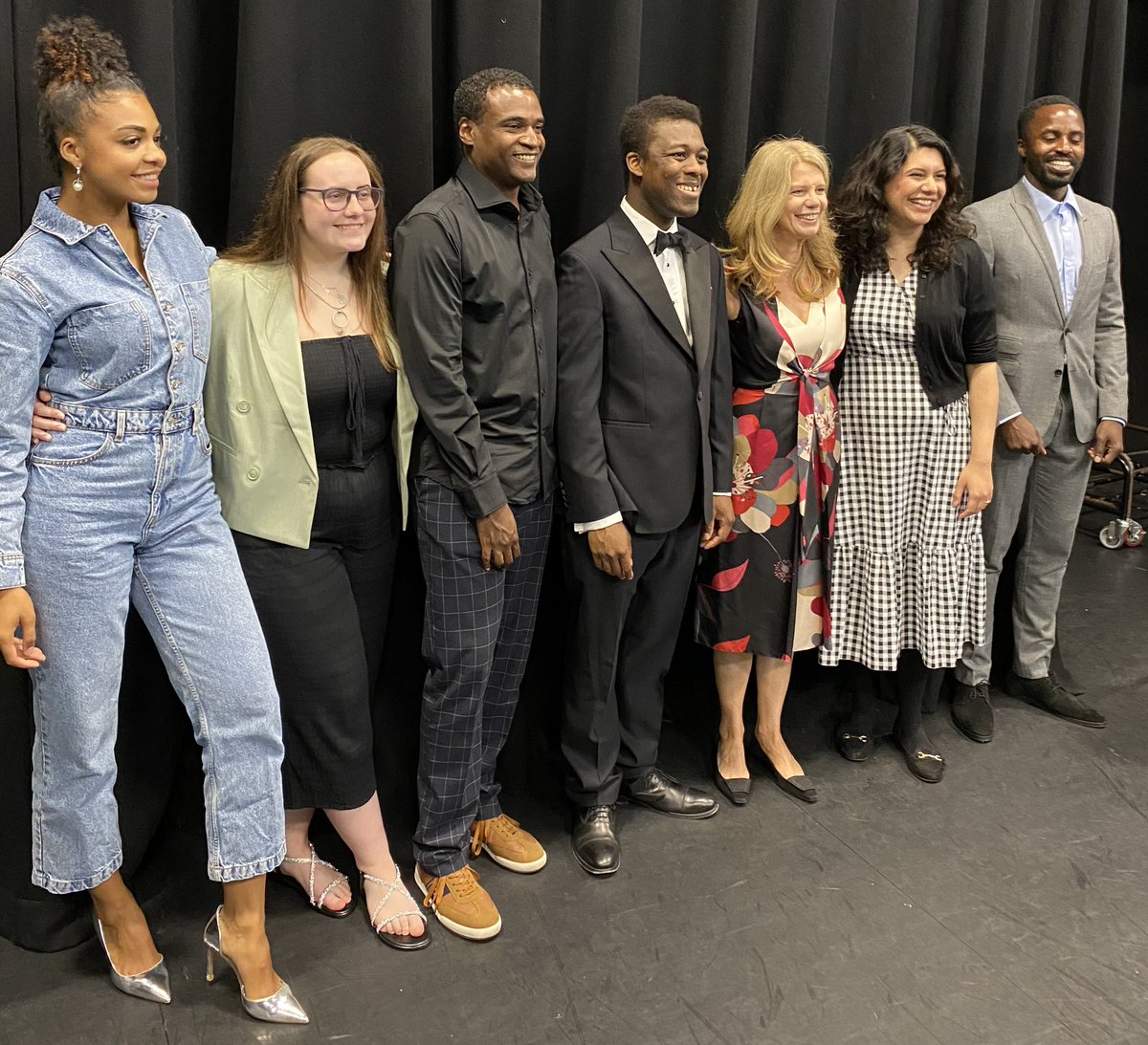 Essex Schools ITT - train to teach with us tweet media