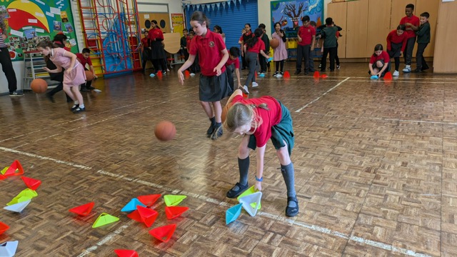 St George's Primary School Hyde tweet media