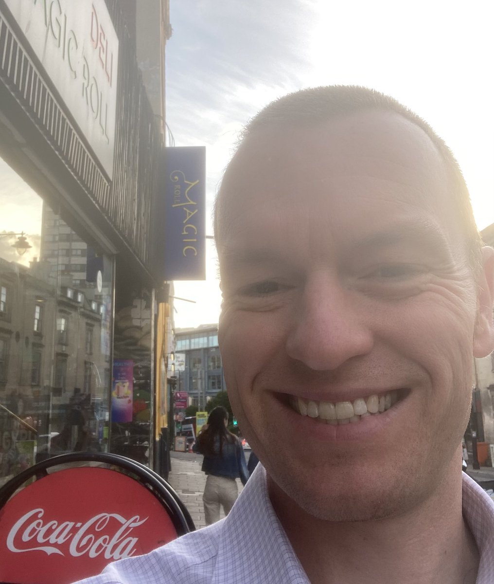 SamMerriel's tweet photo. Hey #SAPC2024
Welcome to #Bristol my old stomping ground. While you’re here, don’t miss out trying a #MagicRoll from @BristolTaka
A true #Bristol institution https://t.co/EDzwNHWhap