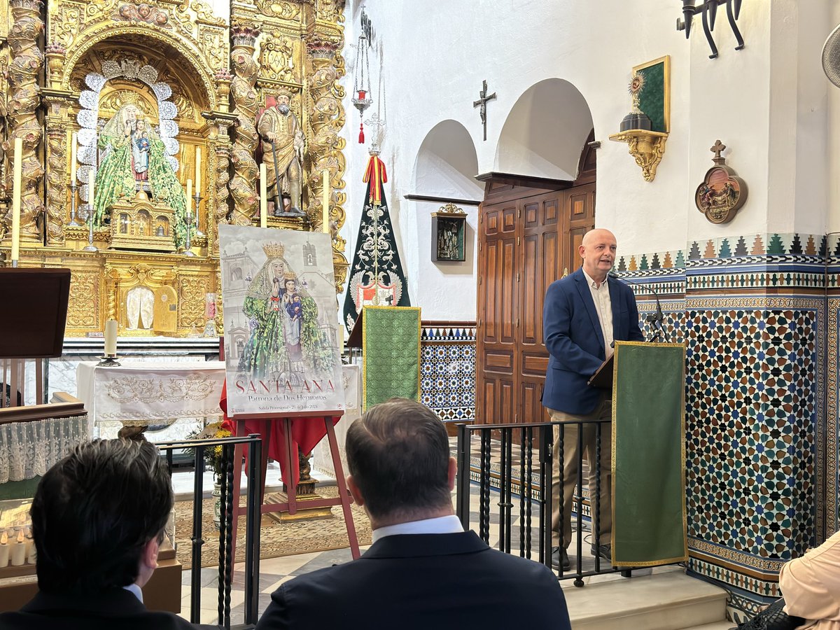 Enhorabuena a nuestro vecino Dani Vaquero por su obra con la que anuncia a #DosHermanas el día tan esperado y emotivo de nuestra Patrona Santa Ana. Una salida procesional que nos permite disfrutar de la Abuela por las calles nazarenas, toda una seña de identidad de nuestra ciudad