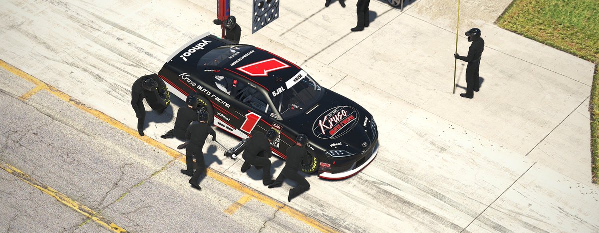 Going for No. 2 tonight!

⚪️ <a href="/YouGha54/">YouGha54</a> - P4
🔴 <a href="/bridqer/">Bridger Olson</a> - P7
⚫️ @kruwuse - P9

🔗 youtube.com/@JCTVRacing