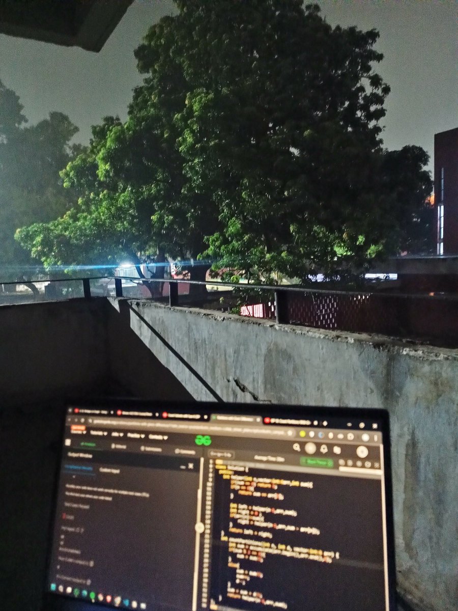 code_inhub's tweet image. ye mausam aur dsa
kuch to vibe h😁