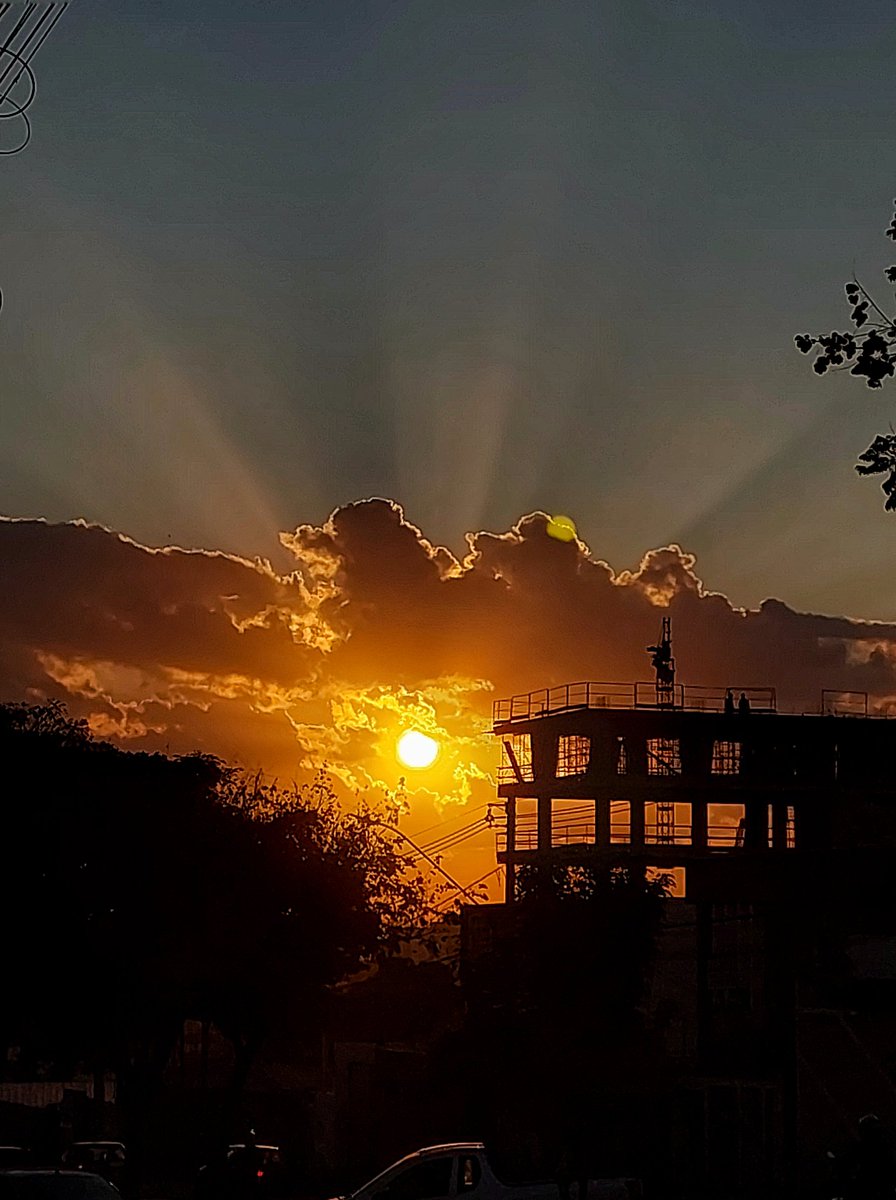 UaiNaCarmen's tweet image. #pordosol de hoje