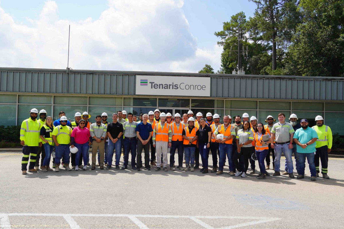 _LucaZanotti's tweet photo. Toured our Conroe facility recently with @Tenaris CEO Paolo Rocca. Over the past few years, the mill has significantly improved its industrial performance &amp; strengthened collaboration. Look forward to what future innovation &amp; investment brings. Excellent work, team. #TenarisInUSA https://t.co/mwgZ9dCZHd