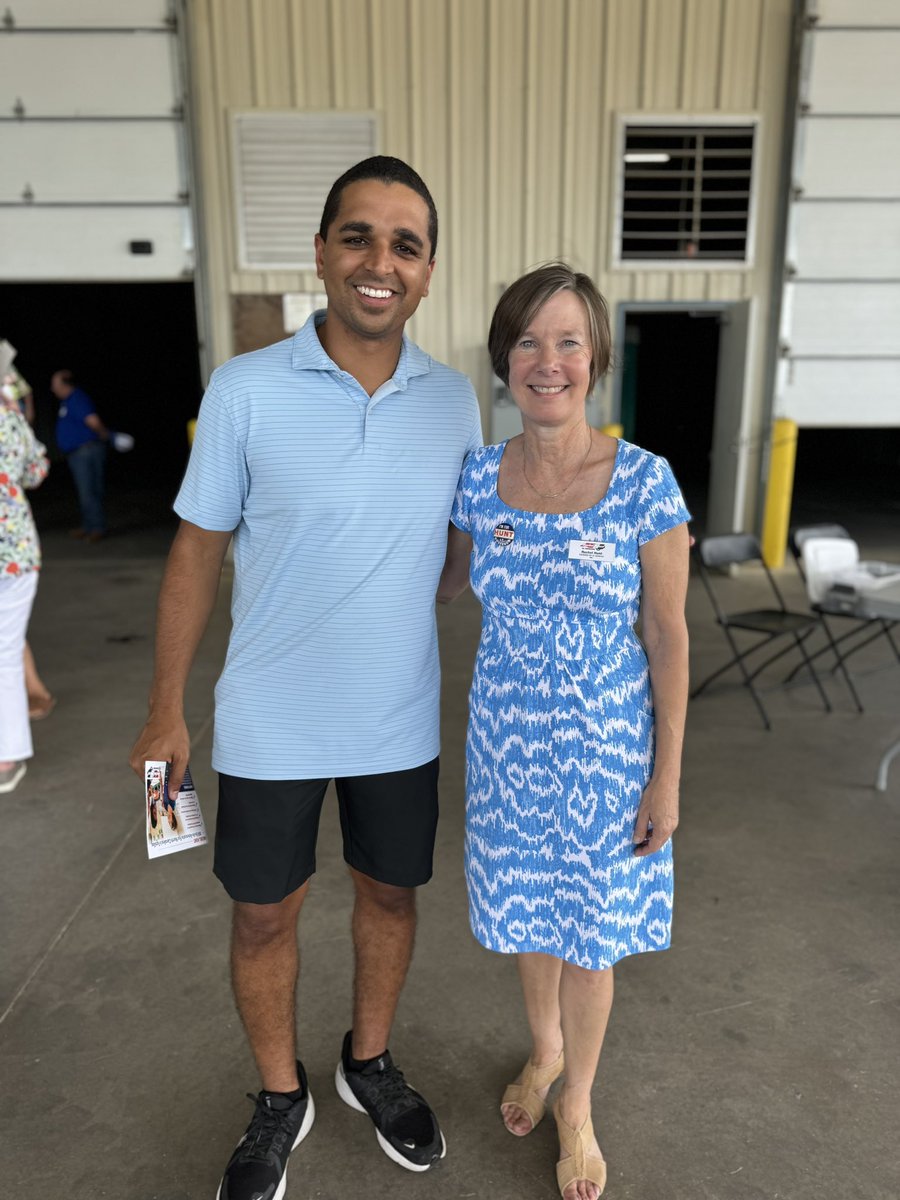 pittmanfornc's tweet photo. It was great to join my friends @HuntforNC &amp; @DonDavisNC at Senator Hunt’s farm tour kick off this weekend!

Farmers are the backbone of our state and rural communities, and I’m committed to doing all I can to bring their voices to the table. https://t.co/RpX8JQizCn
