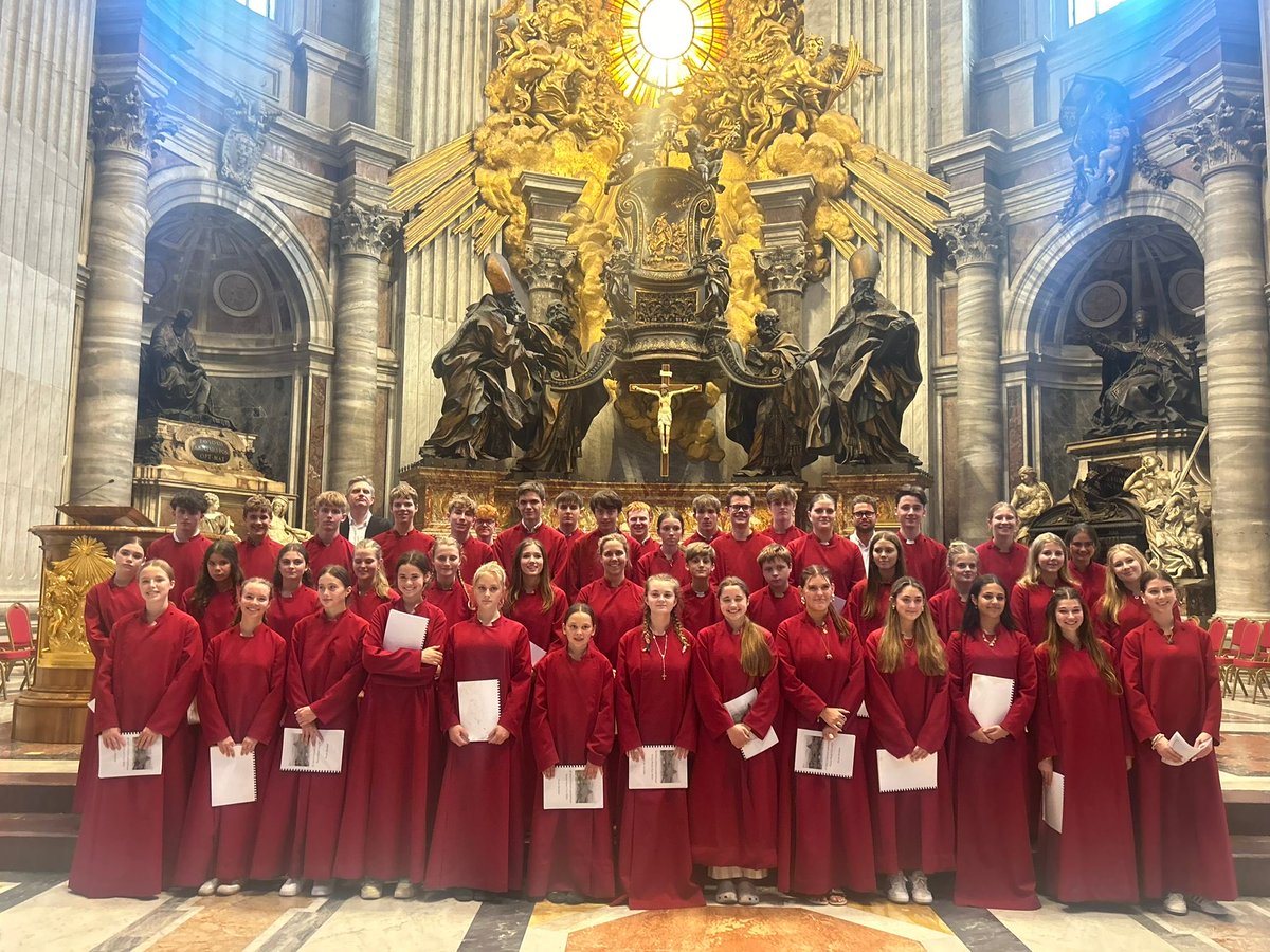 Bravi tutti for the School Choir having just sung mass at St Peter’s Basilica in the Vatican after a morning of sightseeing in Rome. They sang so well the Director of Music took copies of their last piece so he can add it to the Basilica’s repertoire!! 😀⁦<a href="/StJohnsSurrey/">St John's School, Leatherhead</a>⁩