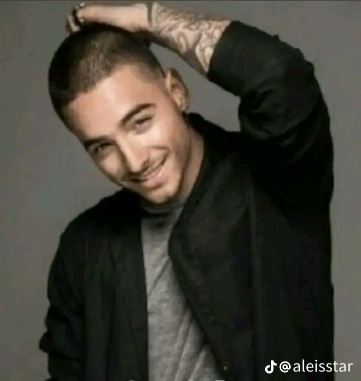 JAJJSJSJS Y POR ESO JIN NO ACTUALIZA SEGUIDAMENTE 😹