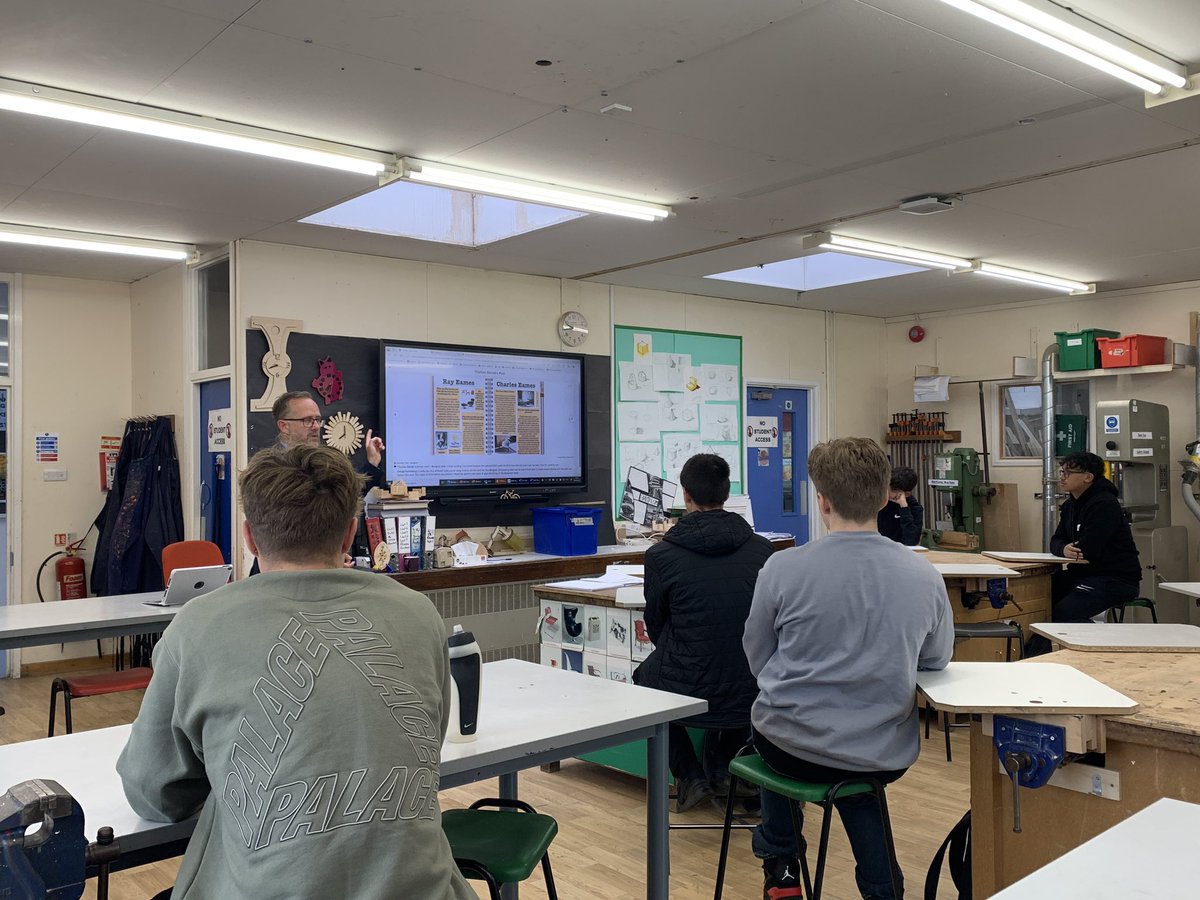 SRA_SixthForm tweet media