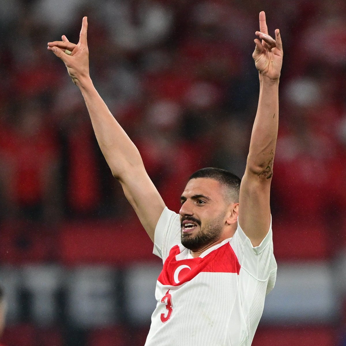 "Türk önde, Türk ileri!"