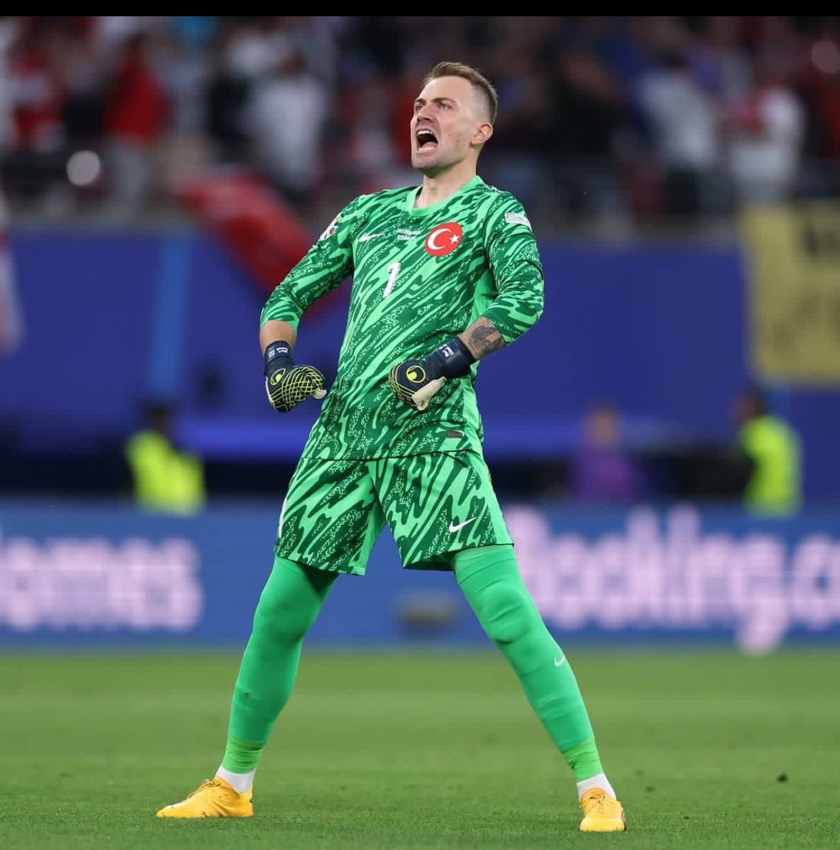 Muhteşemsin… #AUTvTUR