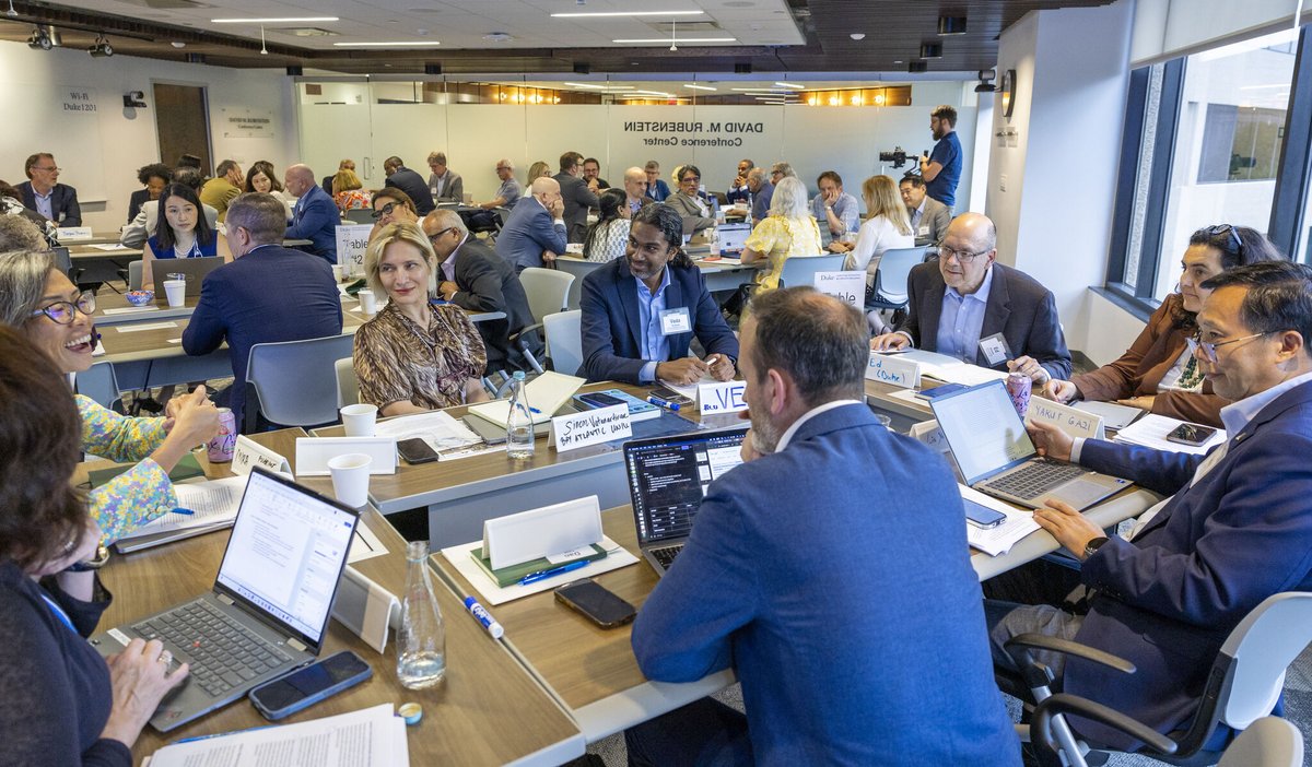 Polymath_U's tweet photo. Leaving the New #GlobalUniversities Summit in DC last week, we saw 40 founders & university presidents seeking ways to make college more financially accessible & professionally effective. #PolymathUniversity is proud to have joined!
@npickus
@bpenprase
@DukeLearning
@DukeKunshan https://t.co/whyrY7UDKO