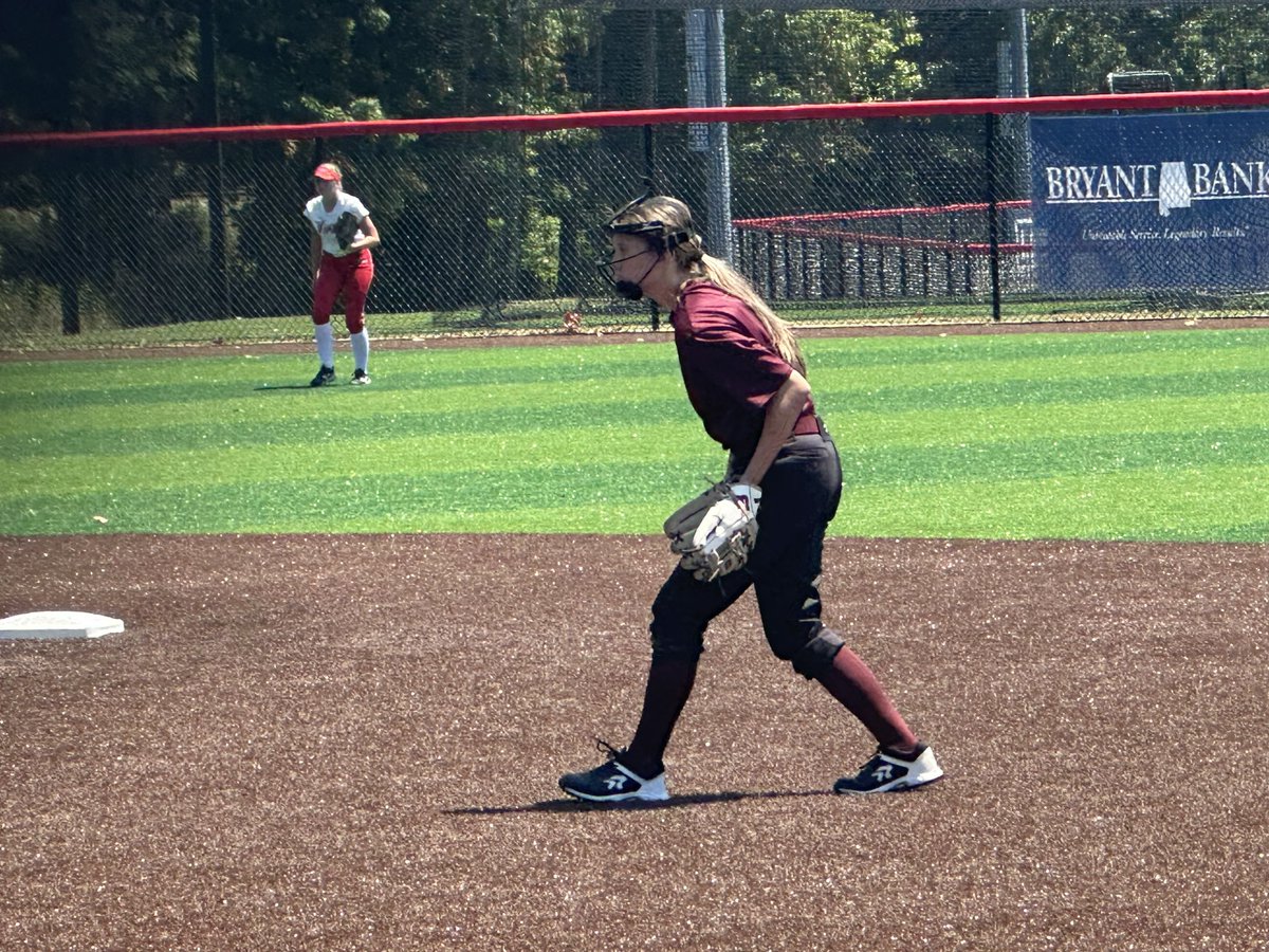 EastLimestonePI's tweet photo. Anna got some camp time at NWSCC today.  She is really turning into a good little middle infielder.  Proud of her getting out there and holding her own against some older girls.

Thanks to @coachangelbrown and staff for great camp.  Anna enjoyed it.

@MAMustangSball @NWSCC_SB https://t.co/vE3ZeW839z