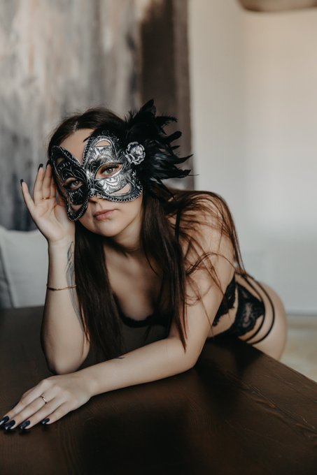 Do you want to play with hot and mysterious girl? https://t.co/o51HNm0PqS Find me honey!!!!! I love play<a href="/tag/mvsales"class="tags"><span>#mvsales</span></a>