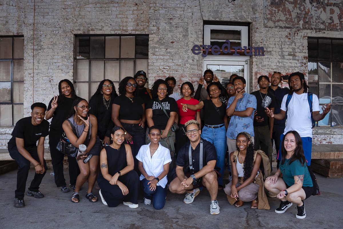 deannaxnicole's tweet photo. I've been interested in instructing film workshops for the past 2 years, and seeing this idea come to life through @colourcoatl twice last week has been incredibly fulfilling. So proud of us &amp; all that is on the way 🤍✨ https://t.co/AjBk9xD5Du