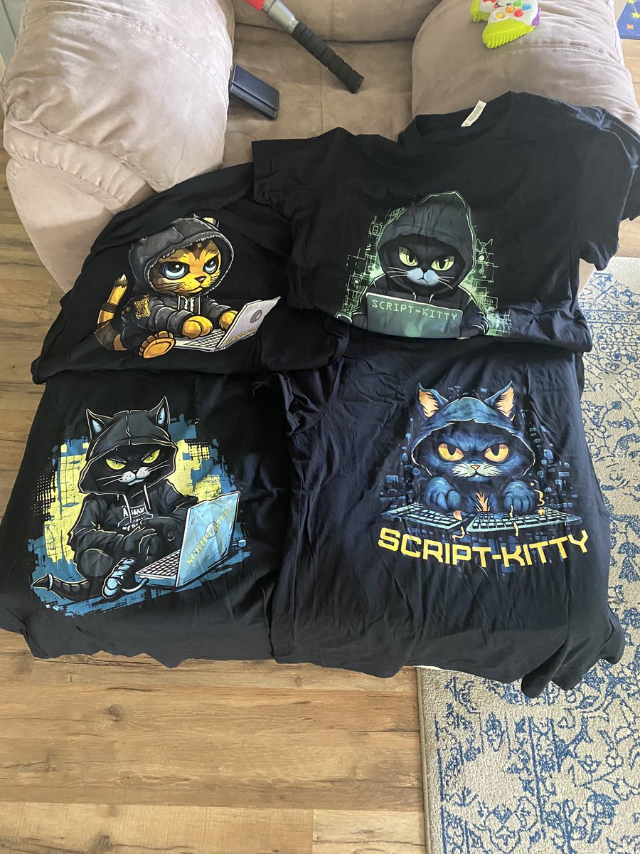 463n7_57's tweet photo. I havnt posted about these in a while but I have a whole collection of script-kitty tee shirts and hoodies that any tech lover would enjoy! Check them out #swag #technology
#scriptkitty #tshirts
https://t.co/y0hLBpr4sq https://t.co/Dgxhv2ERv5