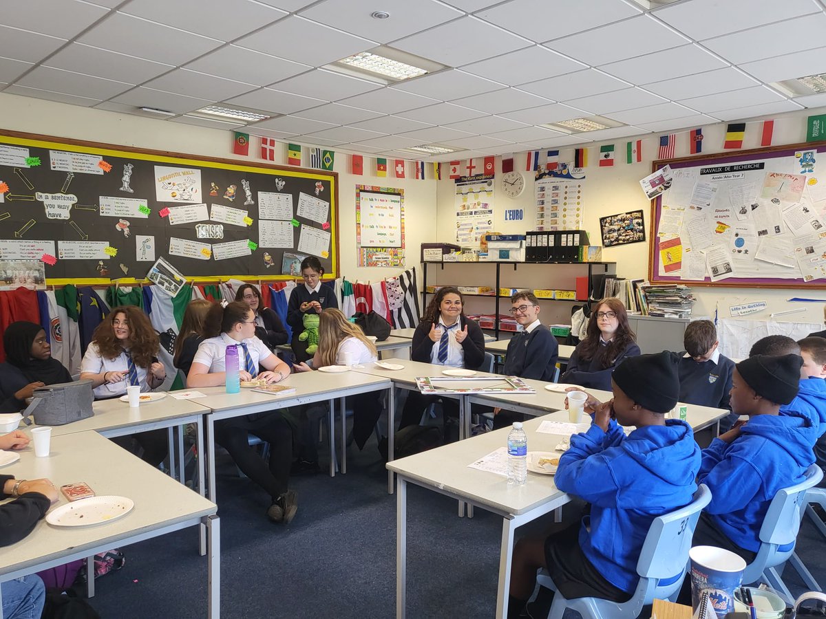 Day 1 <a href="/glanymorschool/">glanymorschool</a> for our partners from Moyeni H.S.: welcome to you all! <a href="/DolenCymru/">Dolen Cymru Lesotho</a> <a href="/TaithWales/">Taith</a> #PrideOfPlace2024