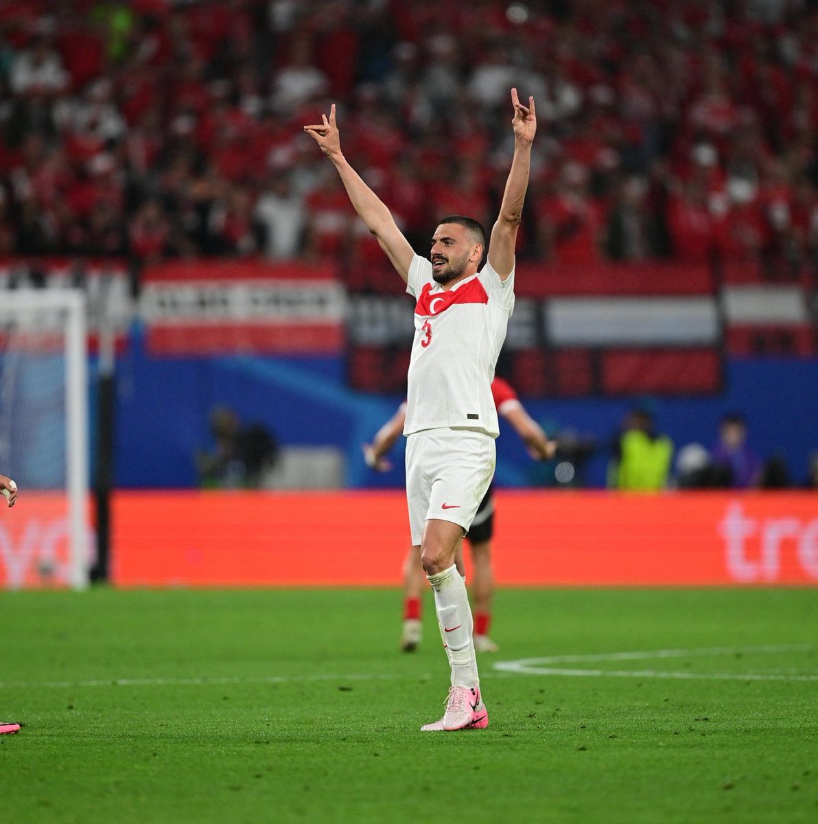 #EURO2024 #BizimCocuklar 🇹🇷🇹🇷🇹🇷
Türkiye çeyrek finalde 👏👏👏👏👏👏👏