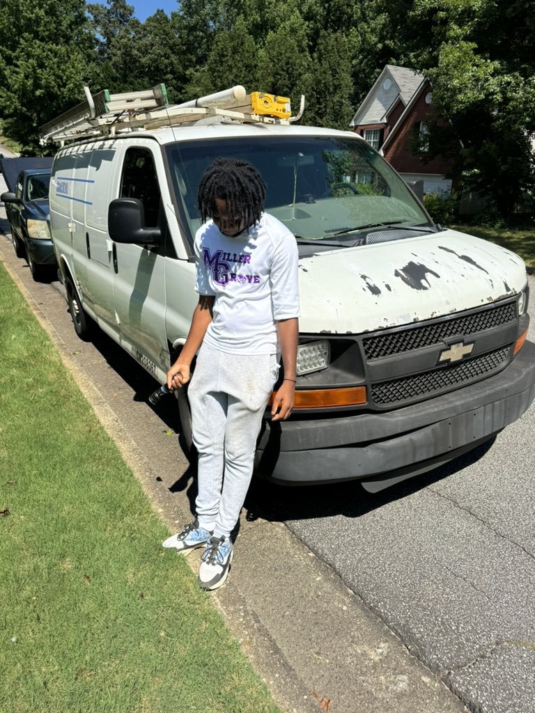 Bryce2playaa's tweet photo. Her: I love a hard working man
Me: https://t.co/xjq90u5fDG