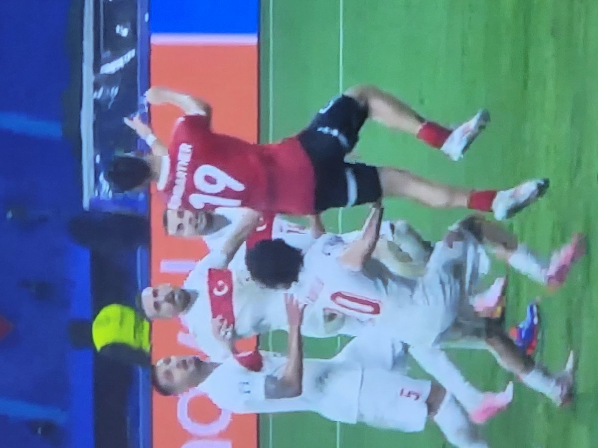 Böyle pozisyon birakmamalıyız. Çok şükür kazandik.