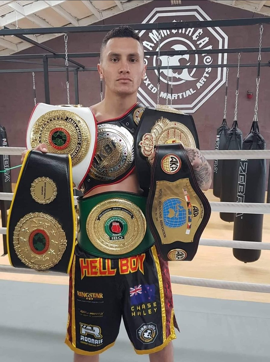 NoTap_NFT's tweet image. @BadTedYC has their 1st Sponsored Athlete IKBF Super Middleweight World Champion Chase Haley.

Chase will be endorsing the Bad Ted supplements brand and will use our products for his next fight against 4x world champion Shane 'Chopper' Chapman in October🔥🇳🇿

👀 this space 👊