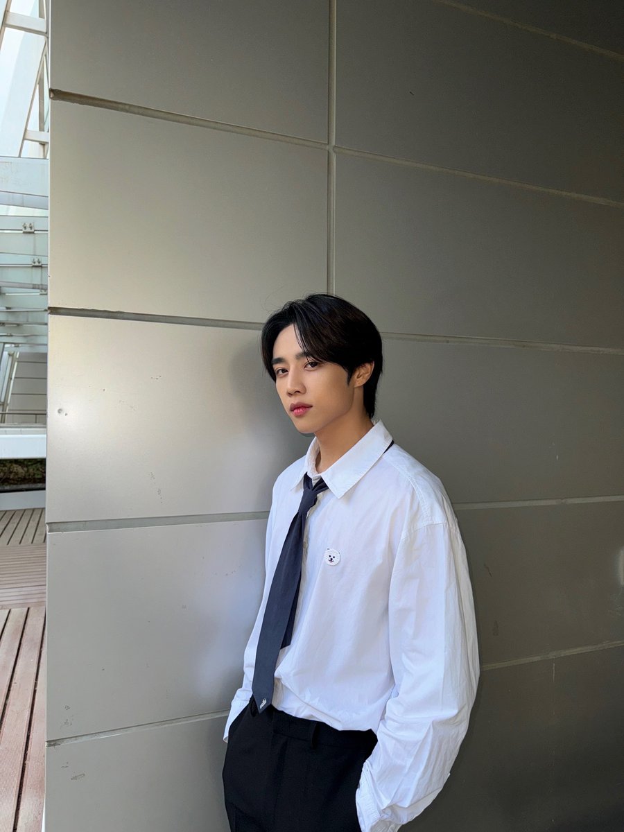 [#더보이즈 뉴스] '하입보이스카웃' 더보이즈 #선우 "좋은 에너지 받아 감사..신선한 활약 보여드리겠다" 종영소감

#THEBOYZ
<a href="/IST_THEBOYZ/">더보이즈(THE BOYZ)</a>

naver.me/5l7Uual0
