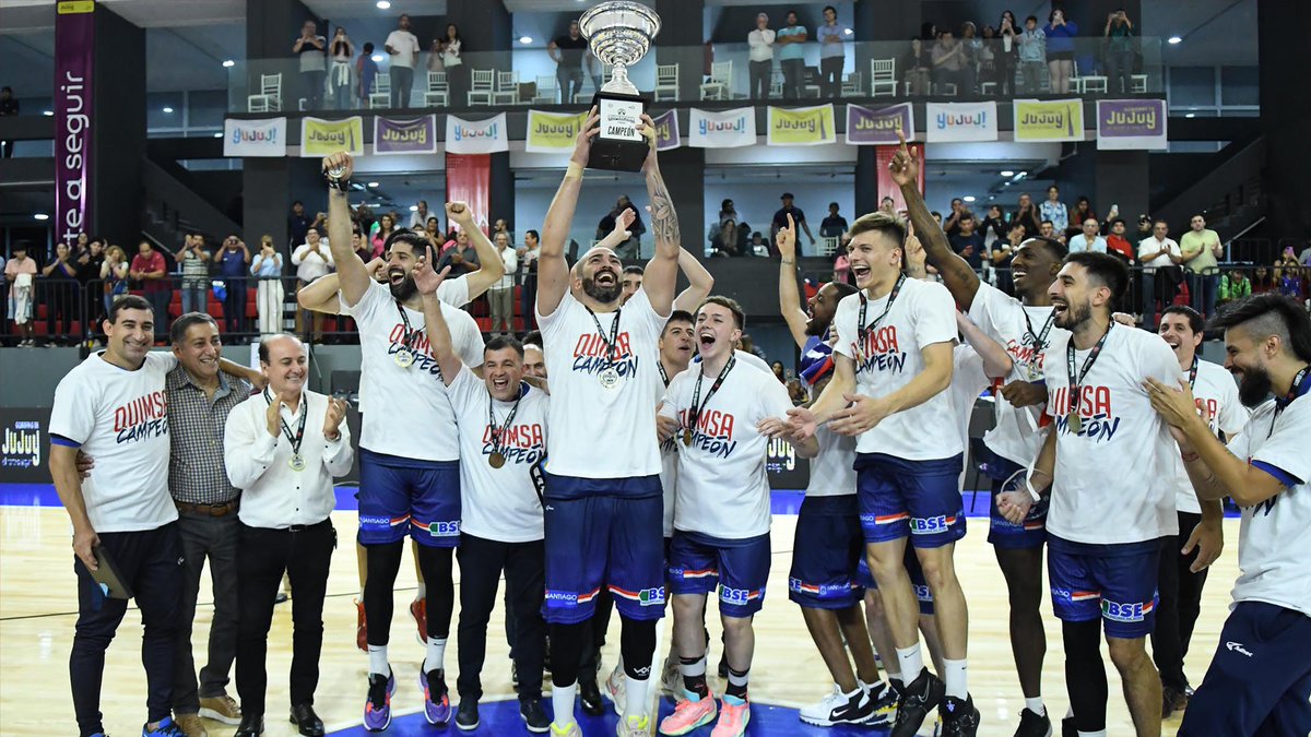 AAQuimsa's tweet photo. ¡Gran temporada, un año inolvidable para nuestro club! ❤️💙🤍 https://t.co/aKdfSUlsvI