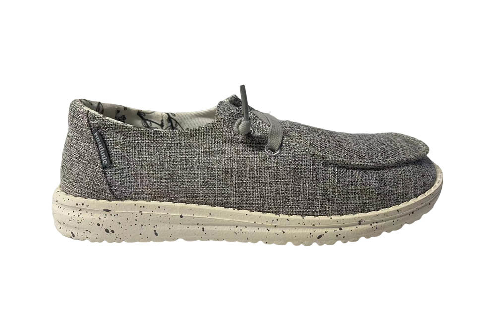 JINLAIKE's tweet image. Step up your style &amp;amp;amp; stay ahead of the game with our #2306 Running and Casual Shoes 👟✨ Unmatched comfort meets cutting-edge design! Get yours now 👉  bit.ly/49l6U9N 🔥 #FashionMeetsFunction #WalkWithPride #JINLAIKE 396674320@qq.com +86 13559040617