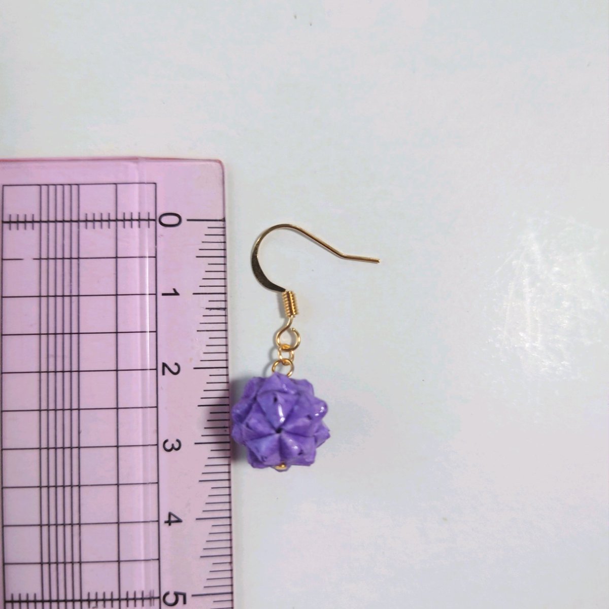 origami_tea's tweet photo. #7月になったのでフォロワーさんに自己紹介しようぜ
1cmや1.25cmの折り紙でくす玉を作り、アクセサリーにしています。
#折り紙 #おりがみ #origami
#くす玉 #kusudama
#ハンドメイド #handmade
#ユニット折り紙 #unitorigami
#origamiart #origamicraft #ピアス #earrings
https://t.co/z596qITuvm https://t.co/RszAkwrzeP