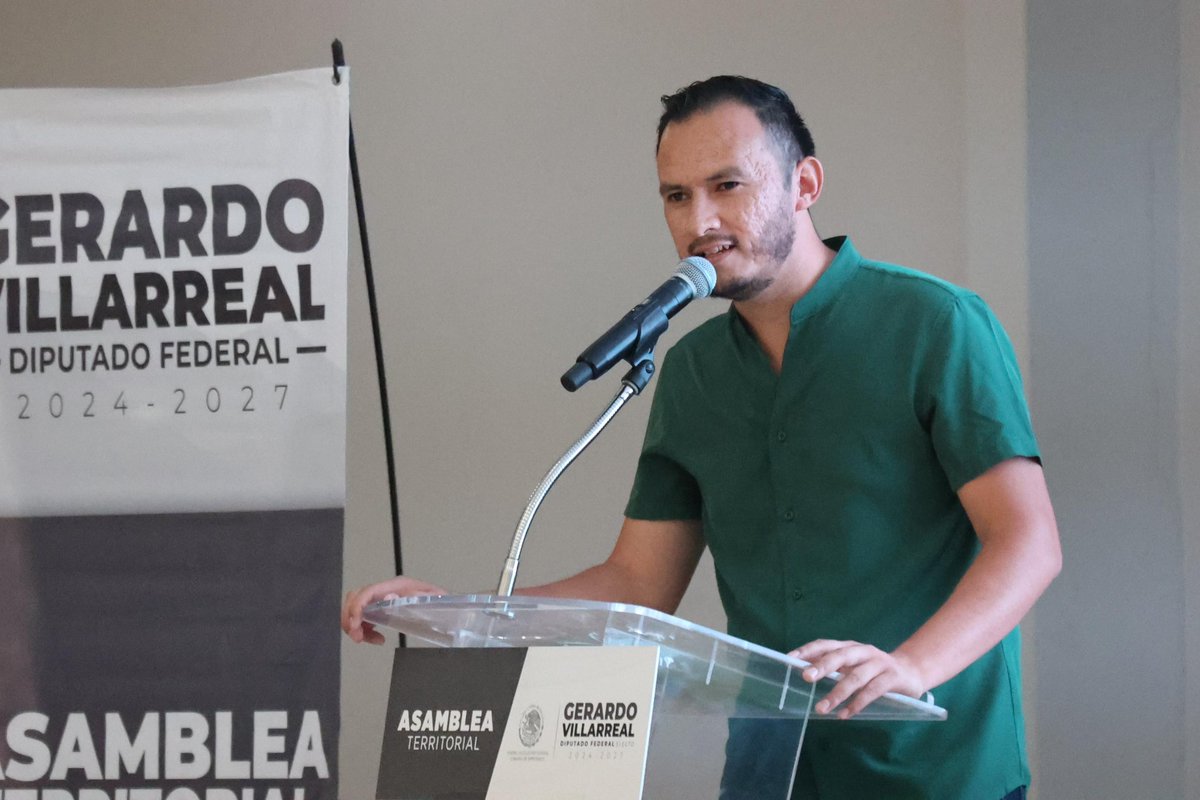 JrLozanor's tweet photo. ¡Hoy vivimos una excelente Asamblea Territorial en compañía de nuestra querida gente de Guadalupe Victoria!

Nuestro Diputado Federal electo @gerardo_vs dio a conocer el paquete legislativo que impulsarán en compañía de nuestro primera presidenta de México, la Dra. @Claudiashein https://t.co/3I1kb85LtV