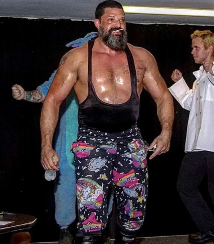 Mr. Lucha tweet media