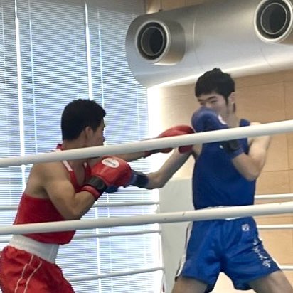 utboxing tweet picture