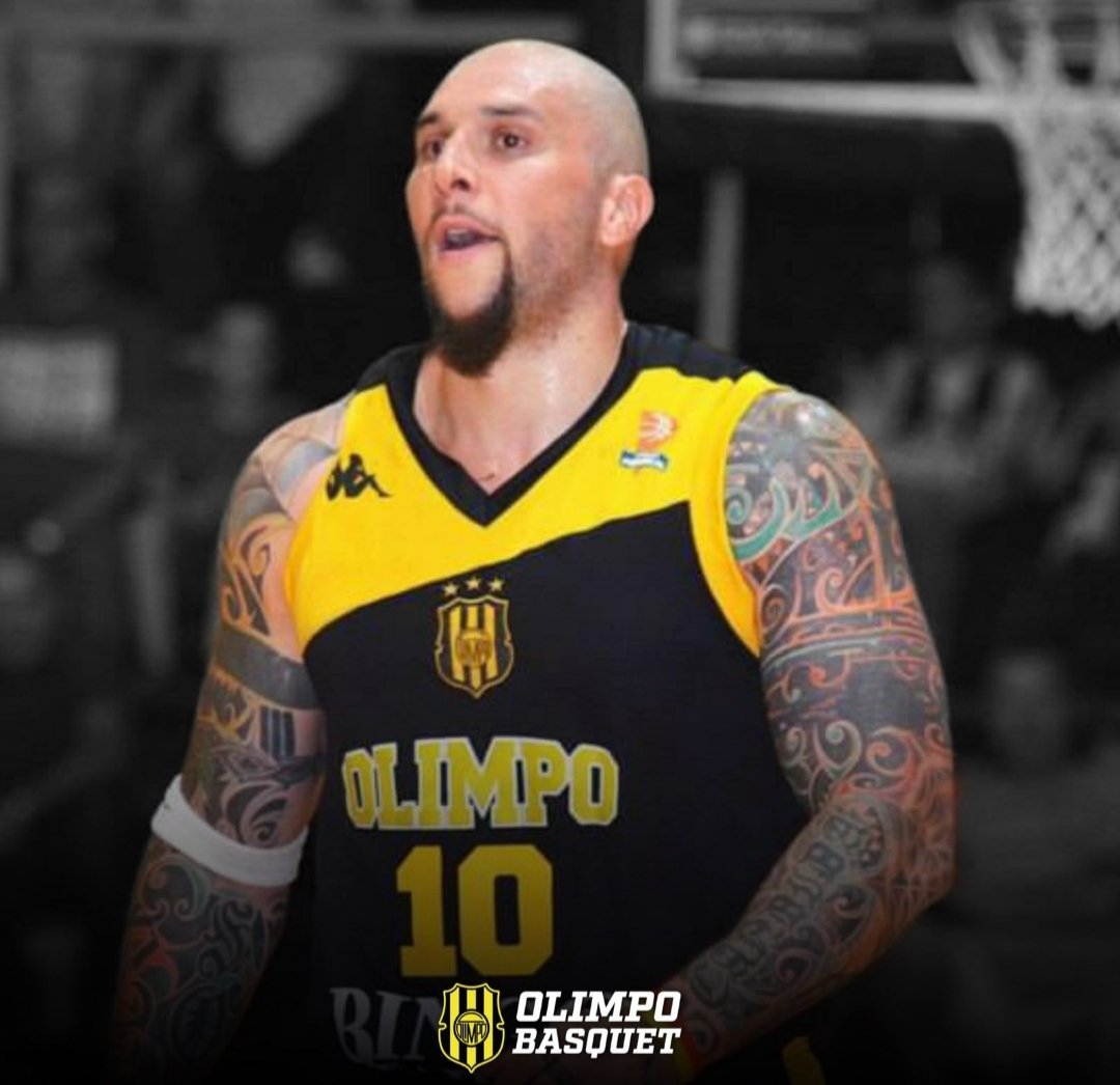 VocesAurinegras's tweet photo. 🏀 BASQUET
SE ARMA LA BANDA

💪Olimpo se refuerza y apuesta a 3 regresos para el plantel de primera división, de cara al torneo local que inicia a fines de Agosto. Ellos son:

🟡 Marcelo Piuma, pivot, 1,98 mts.
⚫ Julián Roumec, base, 1,88 mts.
🟡 Marcos Diel, pivot de 1,97 mts. https://t.co/sbnC1nbnnf