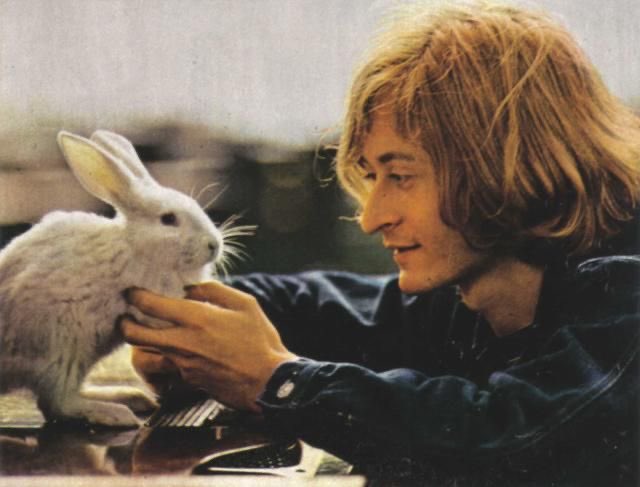 EmilyStaltari's tweet photo. Le plus joyeux des anniversaires à @MICHELPOLNAREFF !! 🎂🥳

Mersea d'être l'un de mes musiciens préférés de tous les temps. Je t'aime, nous t'aimons. 💖 https://t.co/vN9BJgeF99