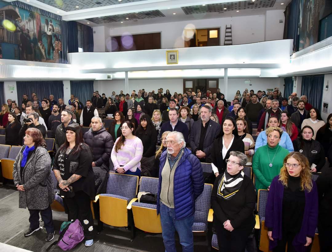 #TURISMO #CAPACITACIÓN Las Secretarías de CGT a cargo de ROBERTO SOLARI y TITO GENEIRO lanzaron el 1er. Encuentro del Ciclo TURISMO SINDICAL, TURISMO SOCIAL Y COMUNICACIÓN "CONSTRUYENDO REDES". 
<a href="/cgtoficialok/">CGT</a> <a href="/uthgracapacita/">Capacitación UTHGRA</a> <a href="/sugaracapital/">S.U.G.A.R.A.</a> <a href="/SugaraChubut/">GUARDAVIDAS SUGARA</a> 
facebook.com/share/p/styPNZ…