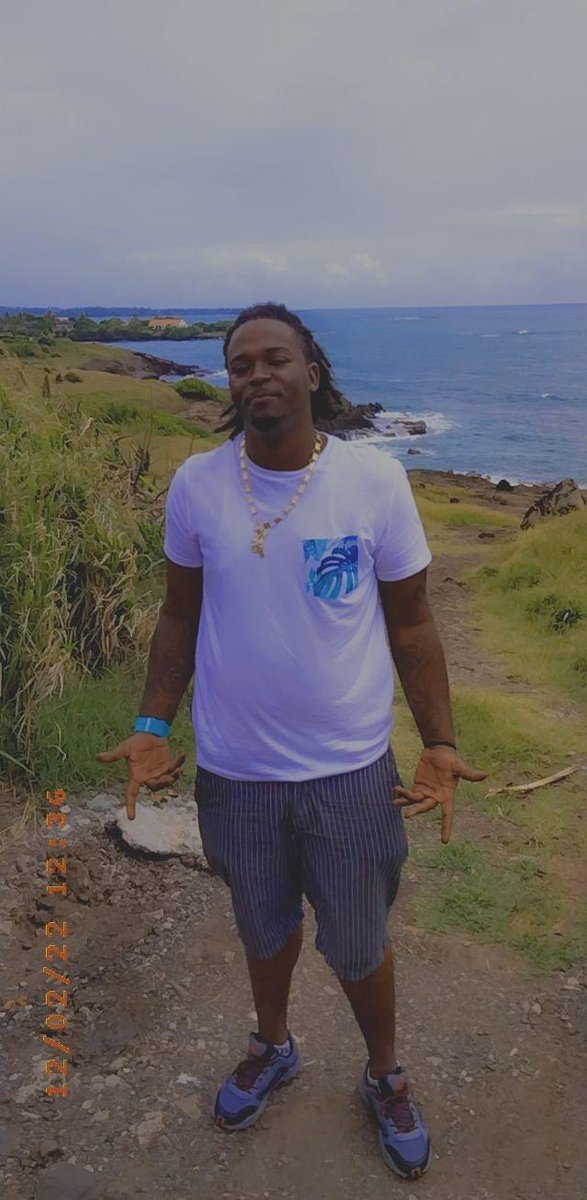 If anyone from Carriacou can see this or someone has contact with persons on island, we’re looking for my cousin, Zithri Bain. 
He was staying at Ade’s Dream. 

Please have him contact any of us!