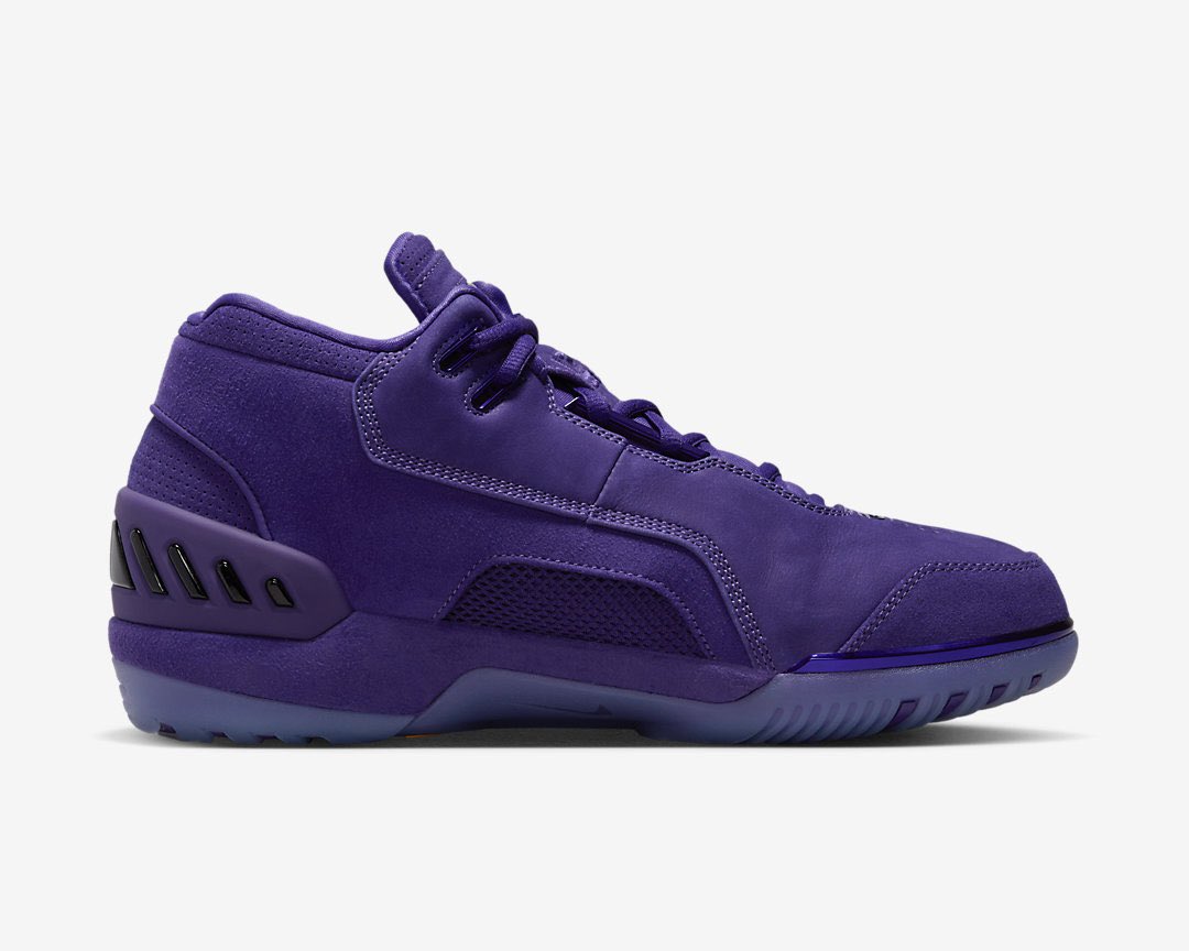 Nice Kicks tweet media