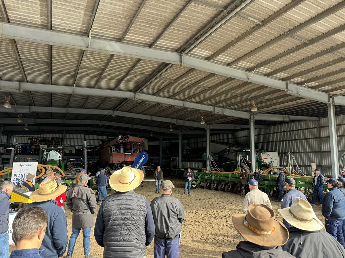 The wet weather hasn’t dampened the turnout today at the <a href="/MCA_Ag_/">MCA Ag</a> <a href="/theGRDC/">GRDC</a> field day around improving planter establishment. Plenty of info around #striptill and grower experiences.