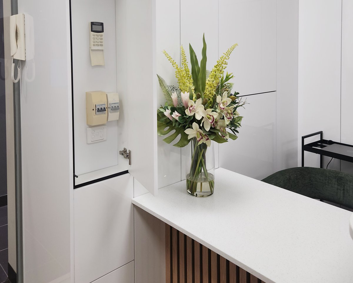 QTCBuild's tweet photo. Welcome to Creative Smiles in Armadale! We recently completed an amazing fitout of their reception area, featuring new flooring, joinery, and painting throughout. 

☎️: 1300 728 723 
🌐: https://t.co/3kGr8QptHB

Quality Assured, Time Sensitive, Cost Effective https://t.co/SUNUmAn5EW