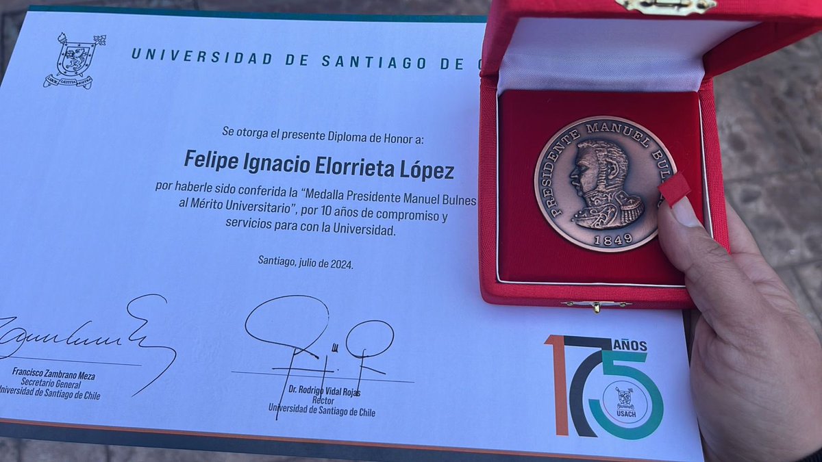 Y así como si nada, cumplí 10 años como profesor en la <a href="/usach/">Universidad de Santiago de Chile</a> 💙✊
Seguimos!